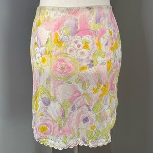 Vintage Hollywood Vassarette Slip Size 4 Watercolor Floral w Scalloped Edge Hem